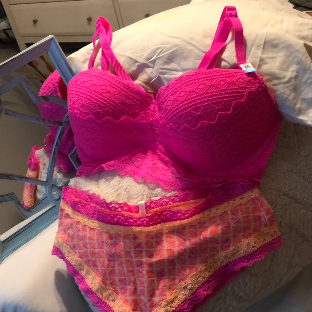 💖PINK Victoria’s Secret Bra & Panty Set